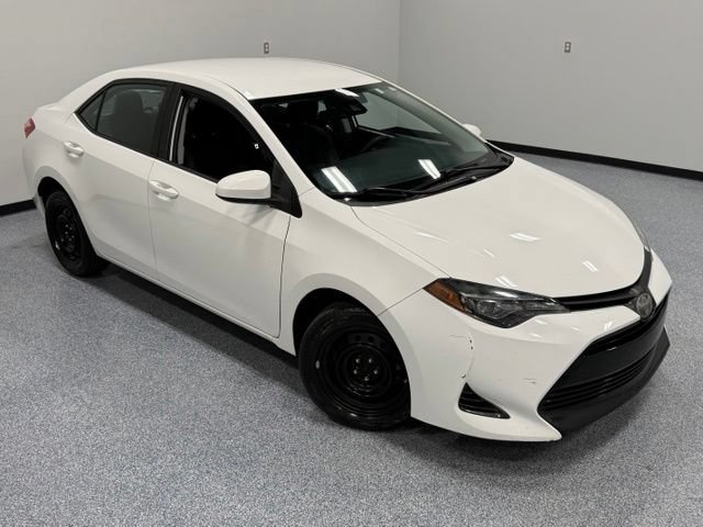 Used 2019 Toyota Corolla LE FWD image 35