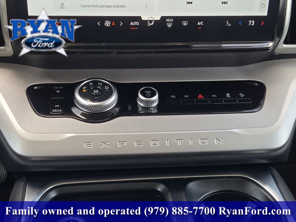 Certified 2025 Ford Expedition Active AWD/4WD image 14