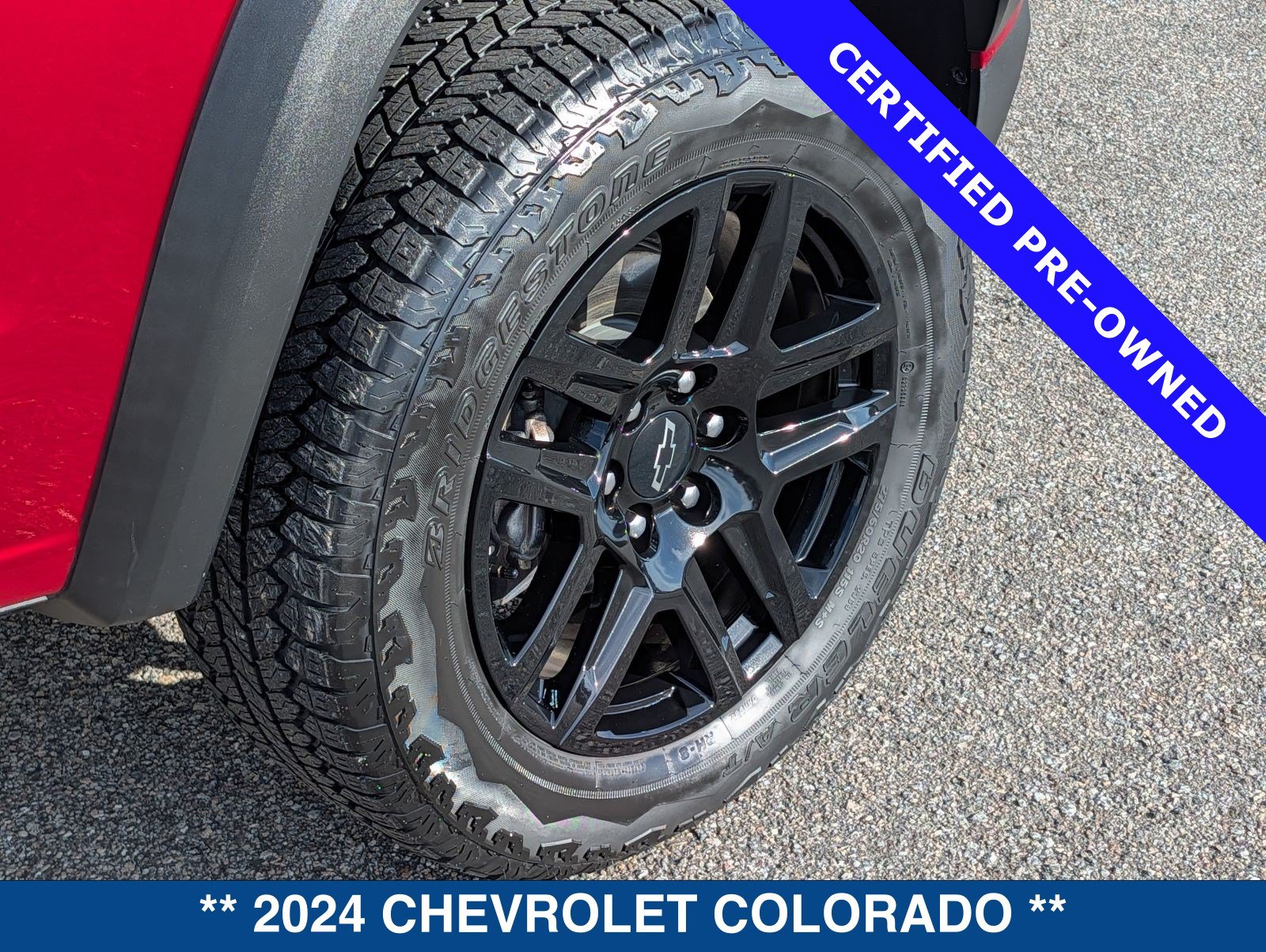 Used 2024 Chevrolet Colorado Trail Boss w/ Technology Package AWD/4WD image 13