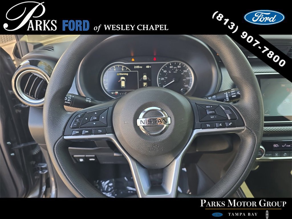 Used 2020 Nissan Kicks SV image 25