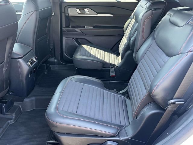 Certified 2025 Ford Explorer ST-Line w/ Premium Package RWD image 7