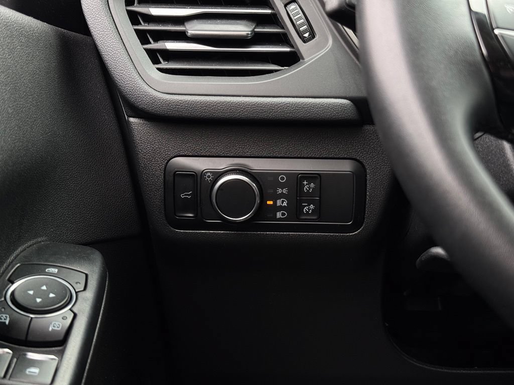 Certified 2024 Ford Escape Active AWD/4WD image 39
