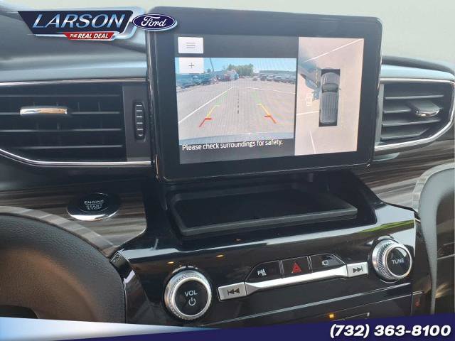 Certified 2023 Ford Explorer Limited AWD/4WD image 23