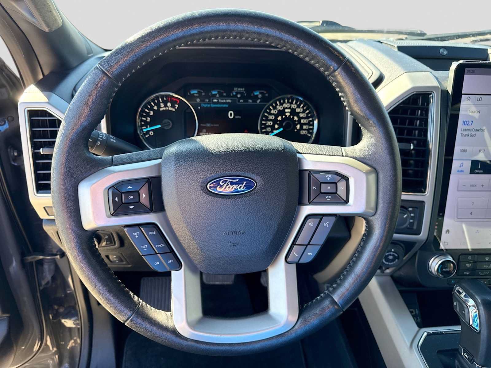 Certified 2020 Ford F150 Lariat w/ Equipment Group 502A Luxury AWD/4WD image 22