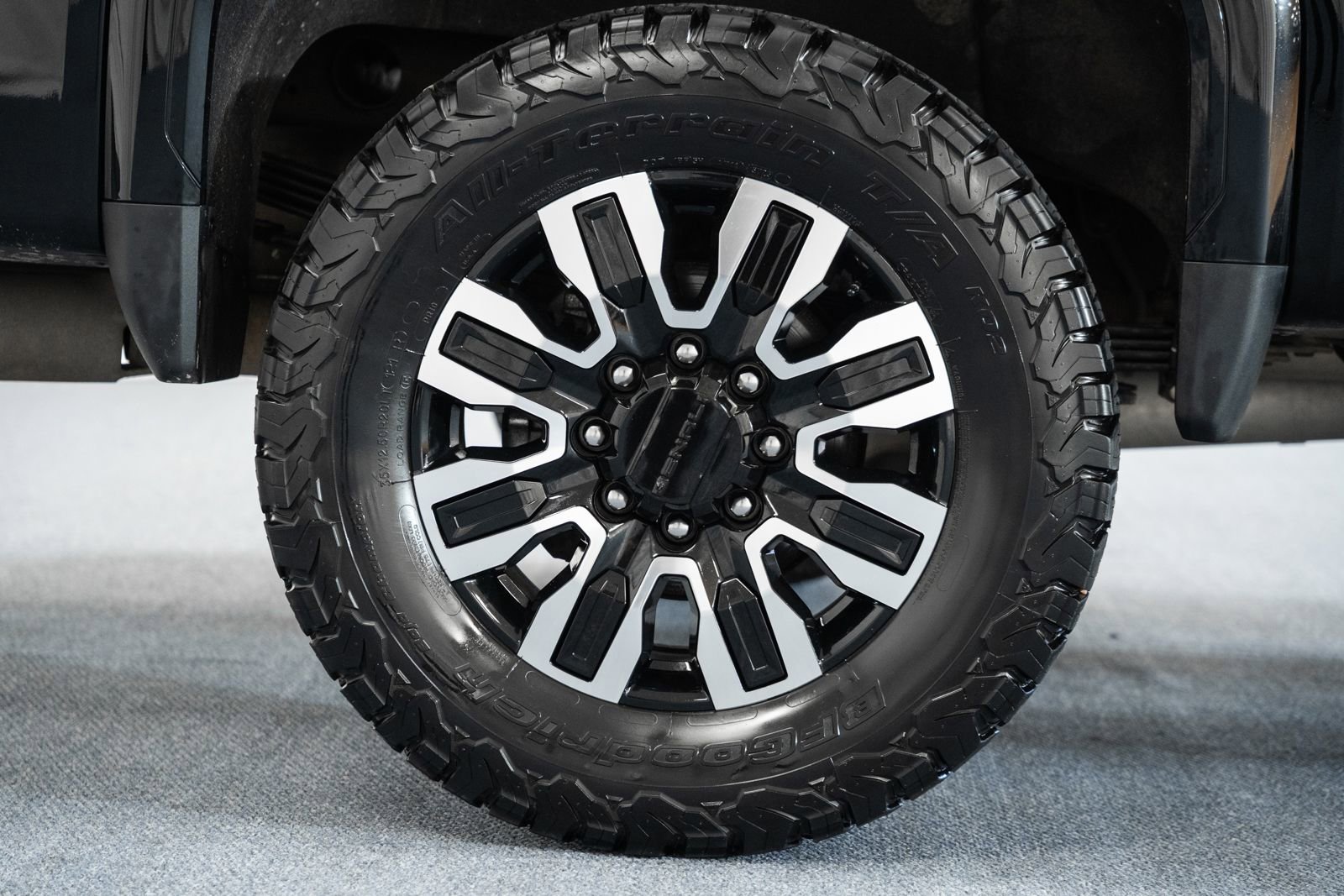 Used 2024 GMC Sierra 2500 Denali Ultimate image 17