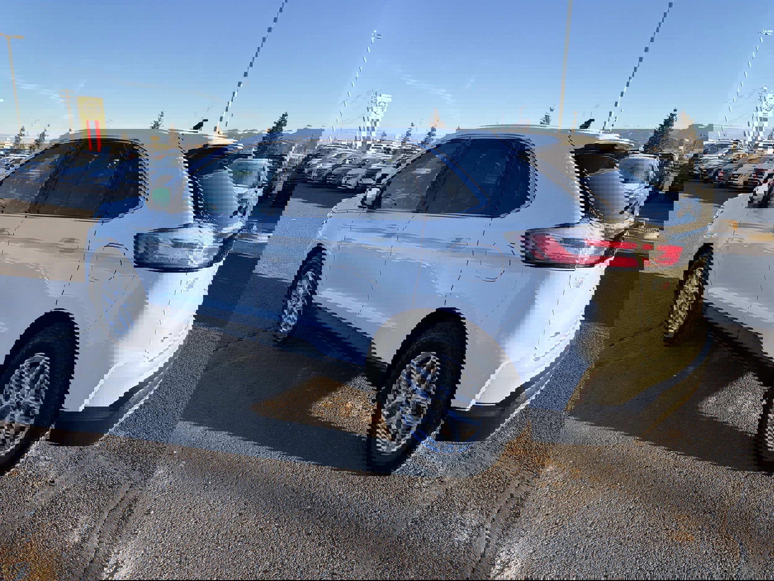 Certified 2024 Ford Edge SEL image 3