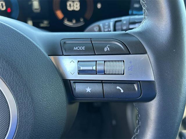 Used 2024 Hyundai Kona SEL image 30