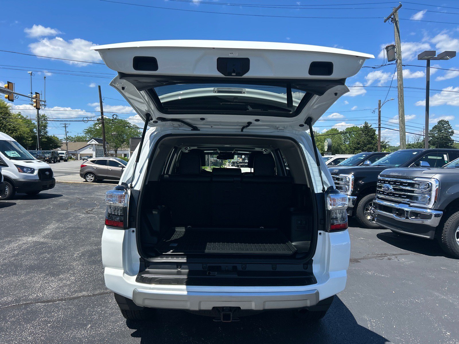 Used 2024 Toyota 4Runner TRD Off-Road Premium w/ Off Road Premium Plus Package AWD/4WD image 16
