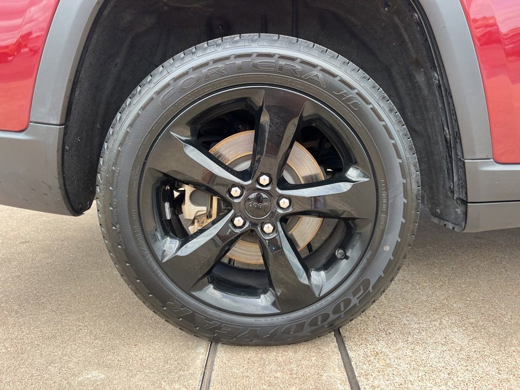Used 2022 Jeep Grand Cherokee L Laredo AWD/4WD image 10