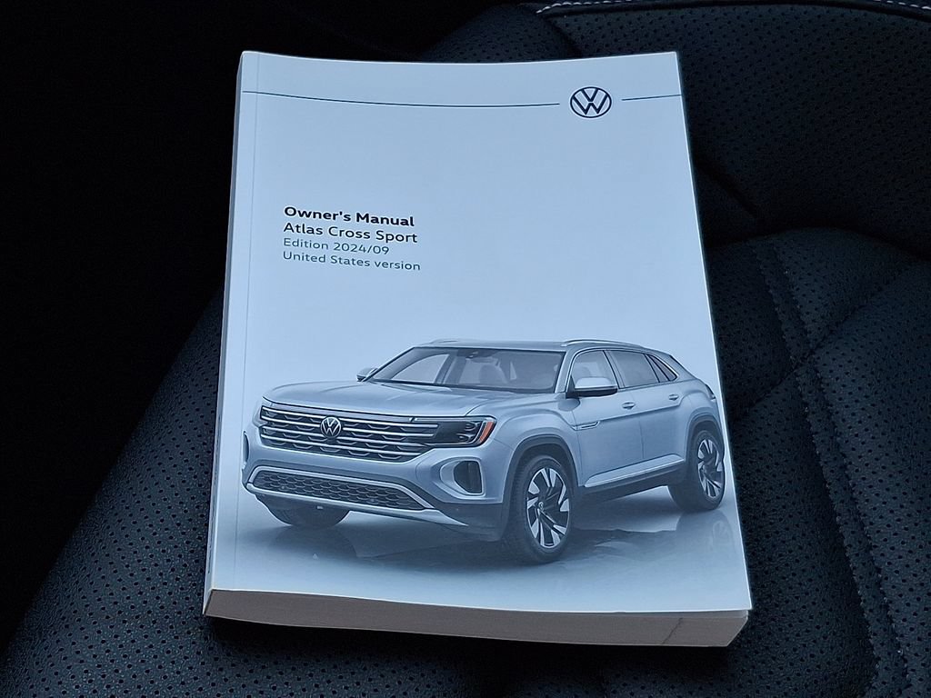 Used 2025 Volkswagen Atlas Cross Sport SE AWD/4WD image 26