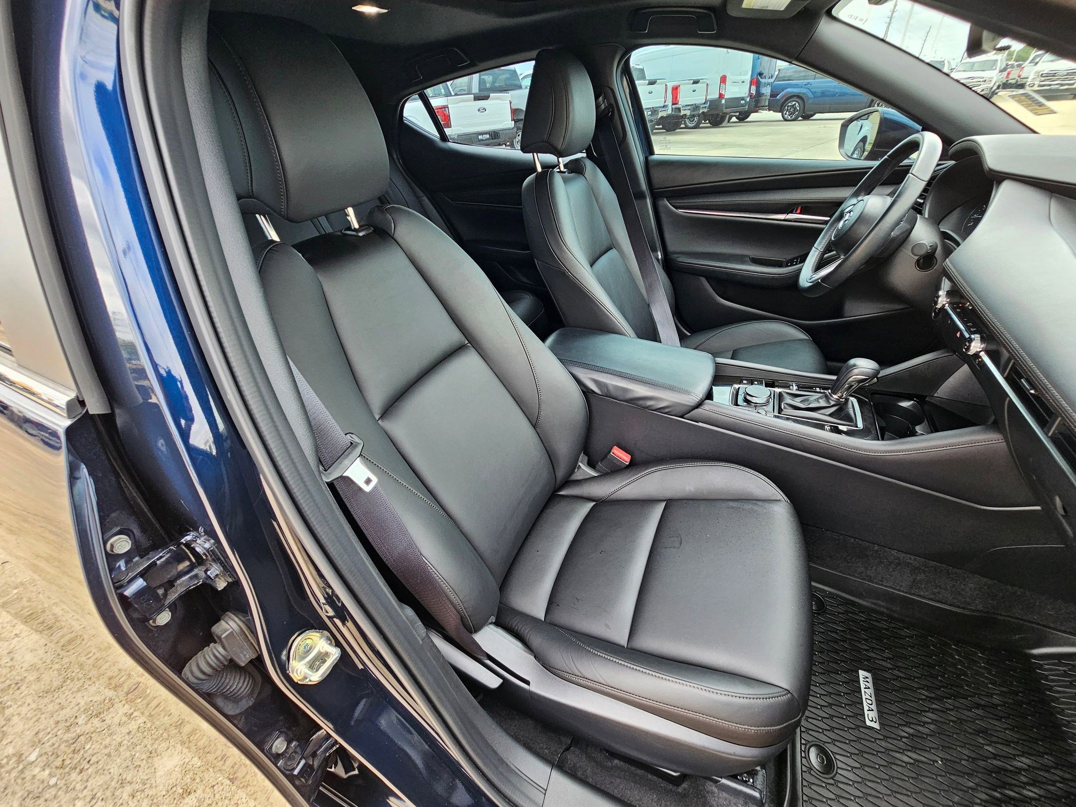 Used 2024 MAZDA MAZDA3 s FWD image 28