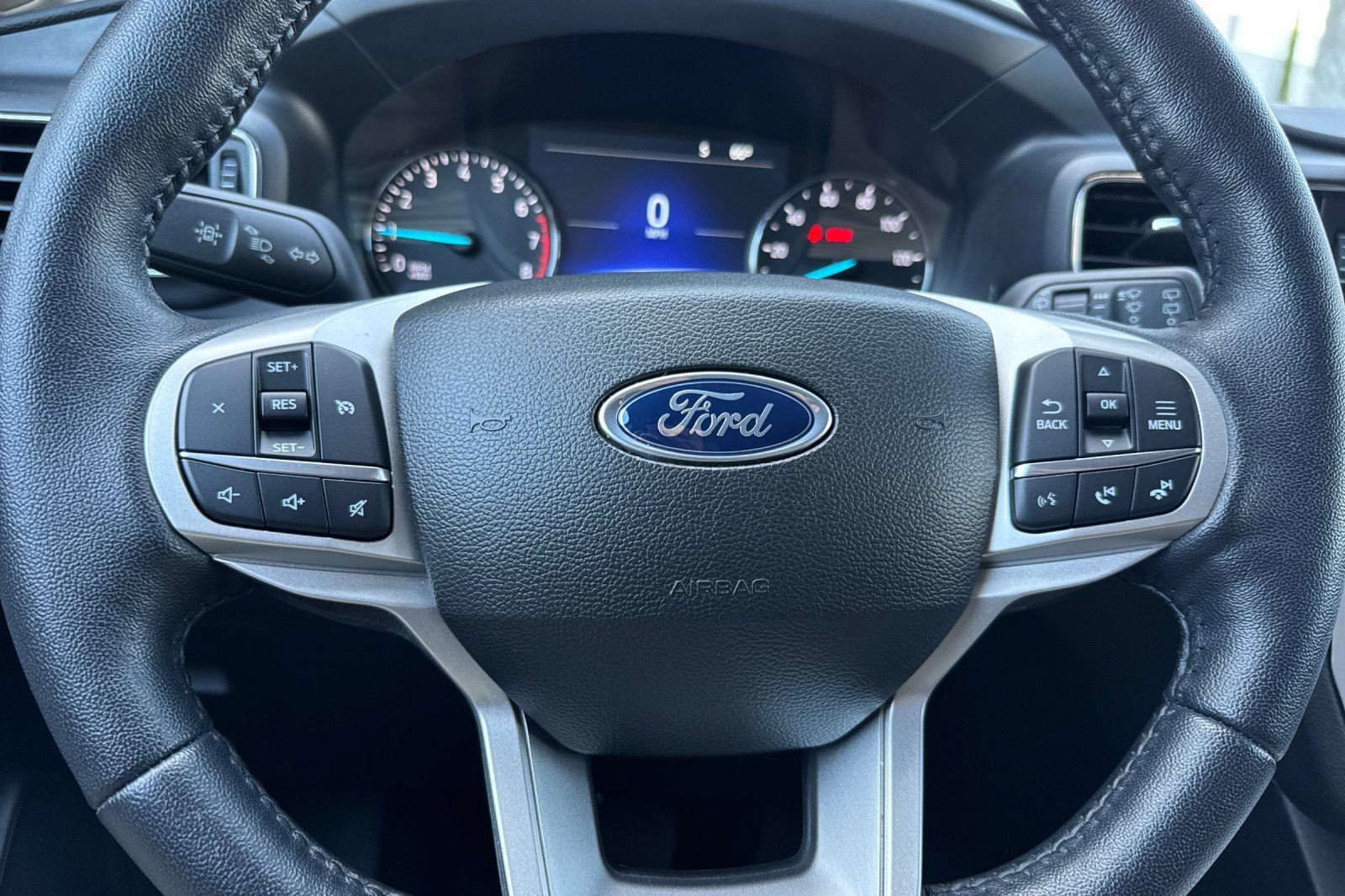 Certified 2023 Ford Explorer XLT w/ Equipment Group 202A AWD/4WD image 27