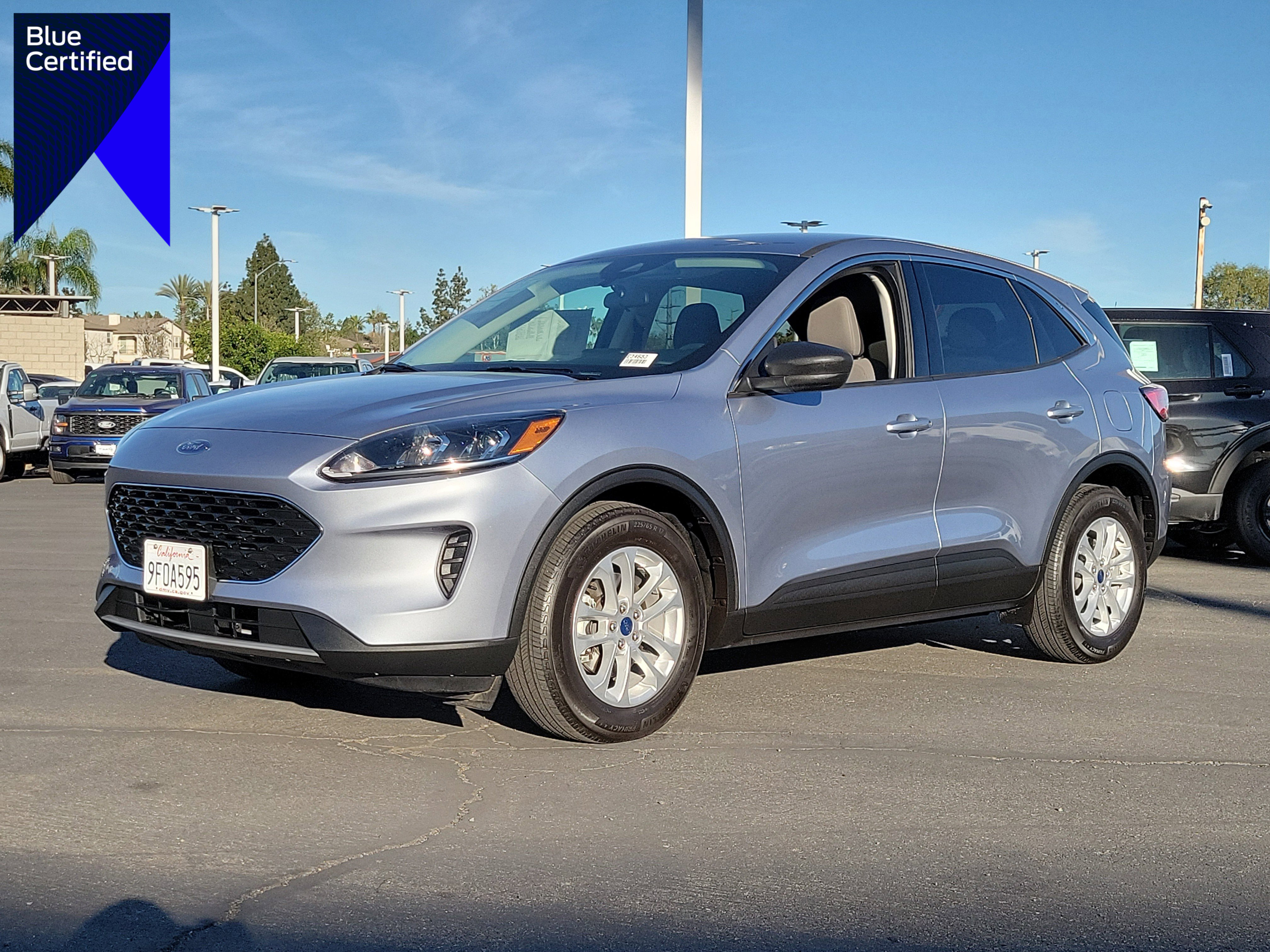 Certified 2022 Ford Escape SE image 1
