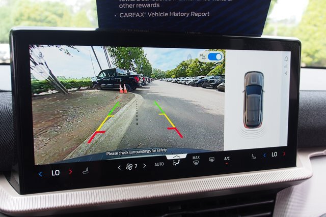 Certified 2026 Ford Explorer Active RWD image 28