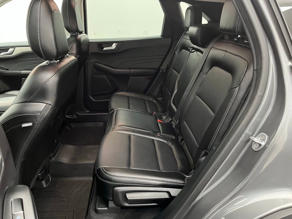 Certified 2022 Ford Escape SEL image 29