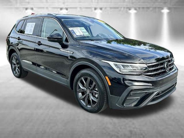 Used 2022 Volkswagen Tiguan SE FWD image 3