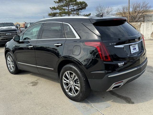 Used 2022 Cadillac XT5 Premium Luxury w/ Technology Package image 3