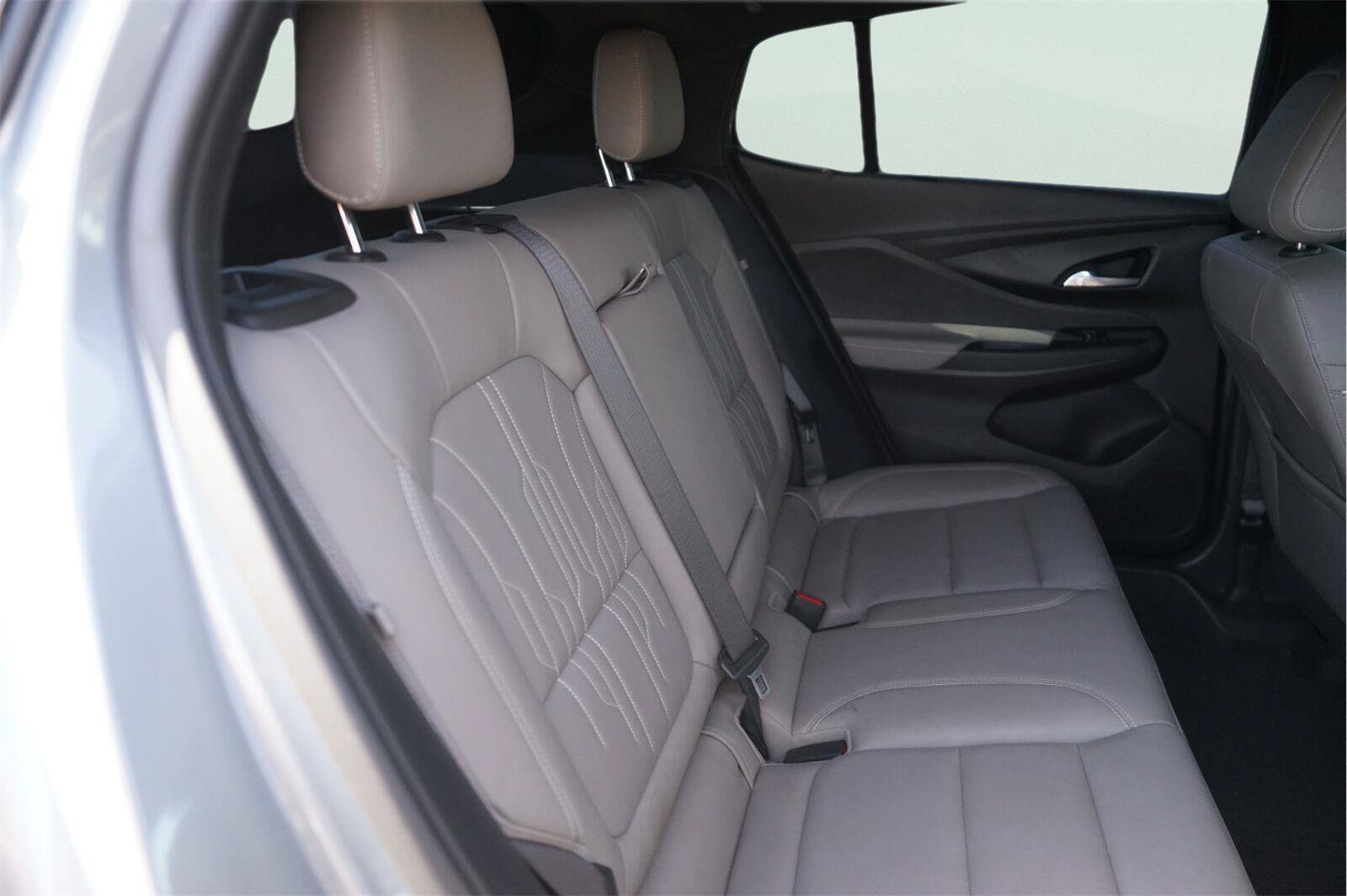 Used 2025 Buick Envista Avenir FWD image 16