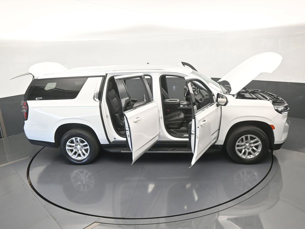 Used 2023 Chevrolet Suburban LT image 70