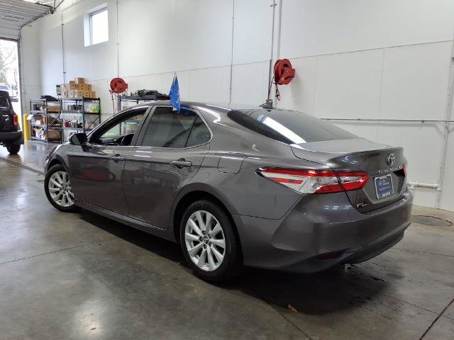 Used 2020 Toyota Camry LE w/ Carpet Mat Package FWD image 4