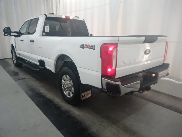 Certified 2024 Ford F350 XLT AWD/4WD image 3