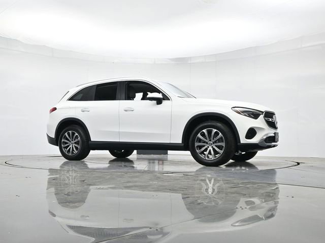 Used 2024 Mercedes-Benz GLC 300 image 31