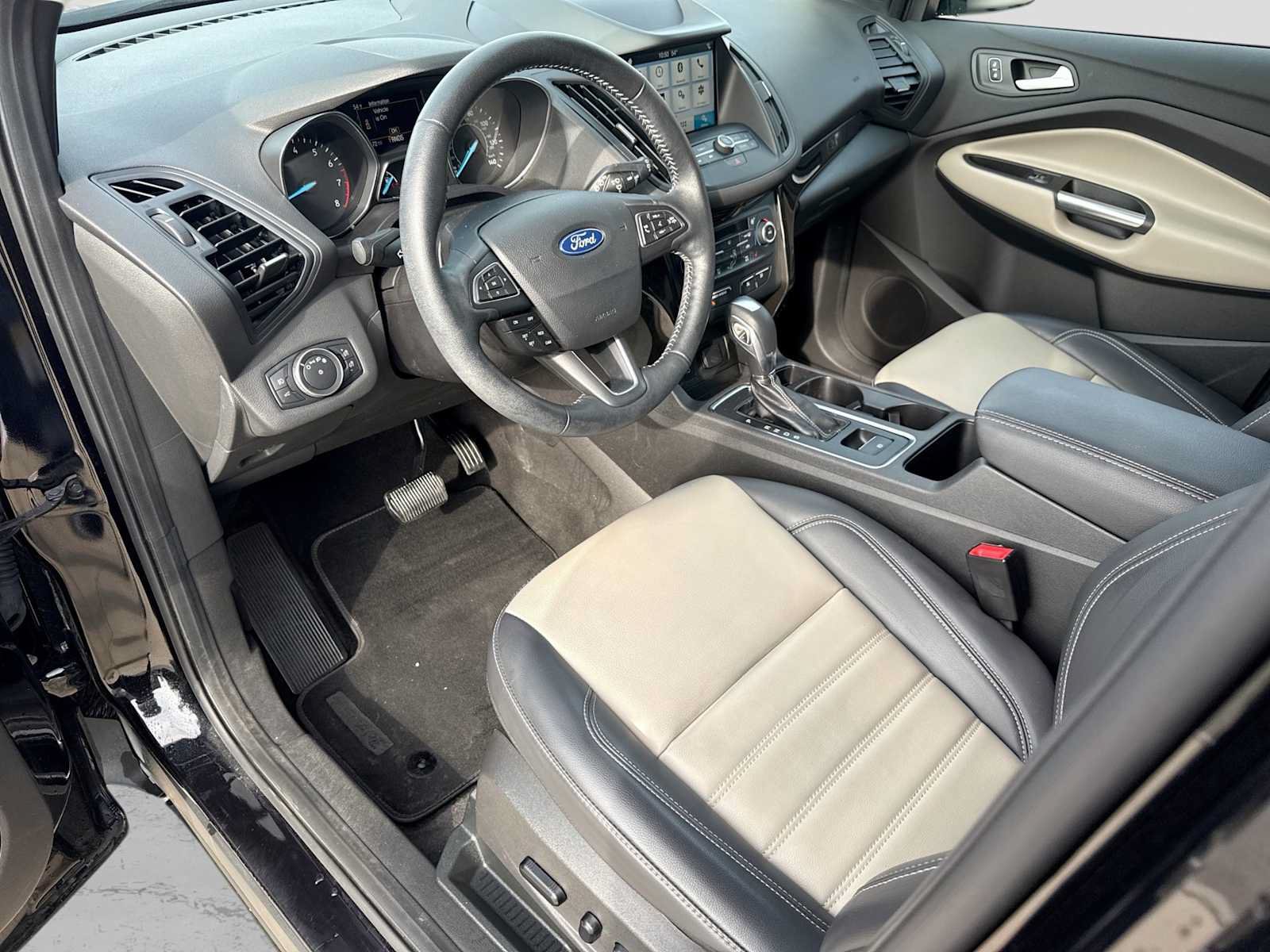 Certified 2019 Ford Escape SEL AWD/4WD image 2