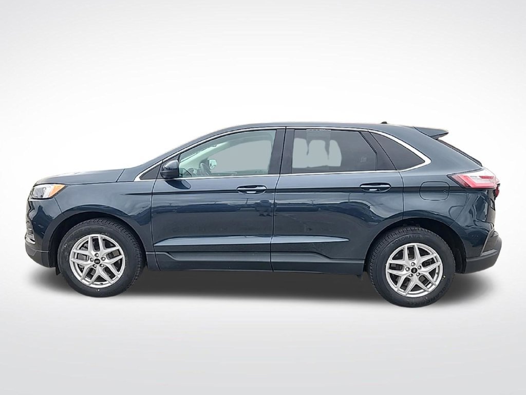 Certified 2024 Ford Edge SEL w/ Convenience Package AWD/4WD image 4