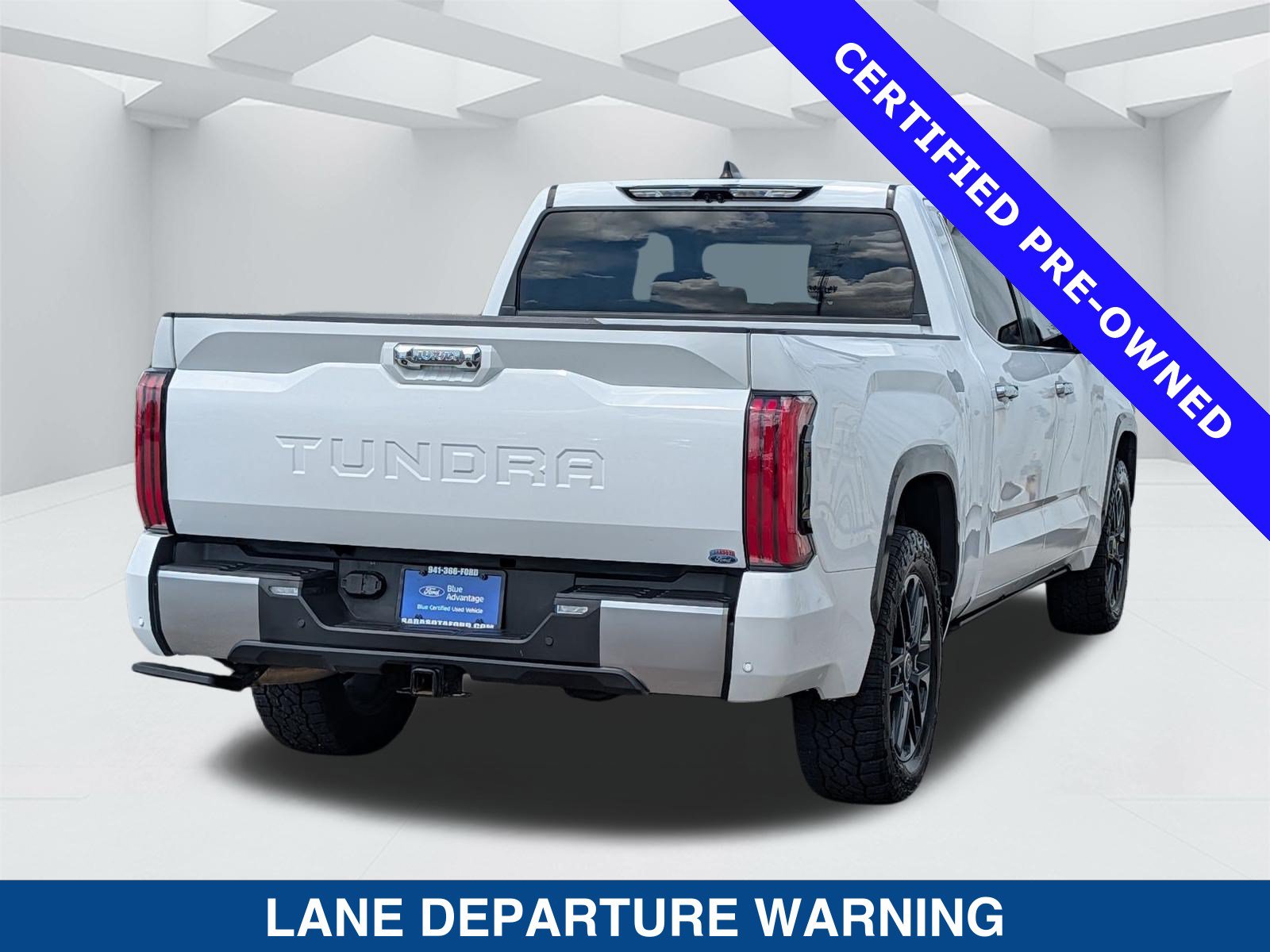 Used 2024 Toyota Tundra Limited AWD/4WD image 5