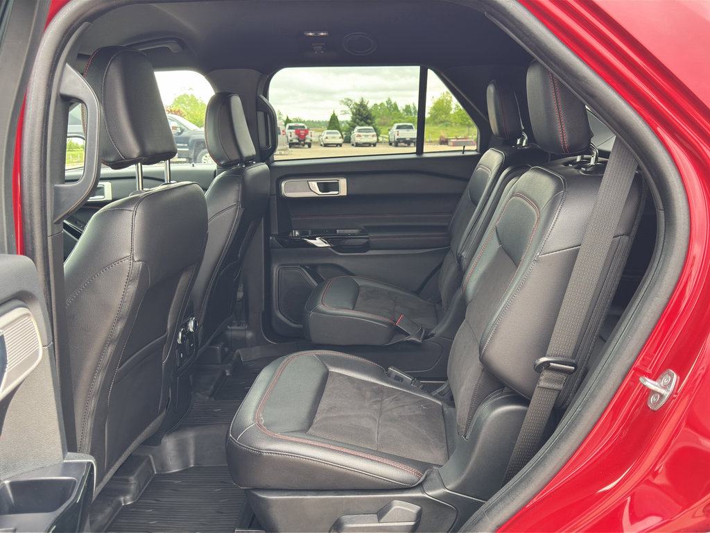 Certified 2023 Ford Explorer ST-Line w/ Class IV Trailer Tow Package AWD/4WD image 33