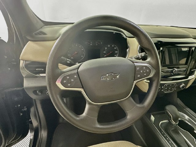 Used 2023 Chevrolet Traverse LS w/ Midnight/Sport Edition AWD/4WD image 17