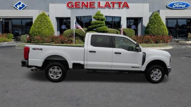 Certified 2025 Ford F250 XLT image 6