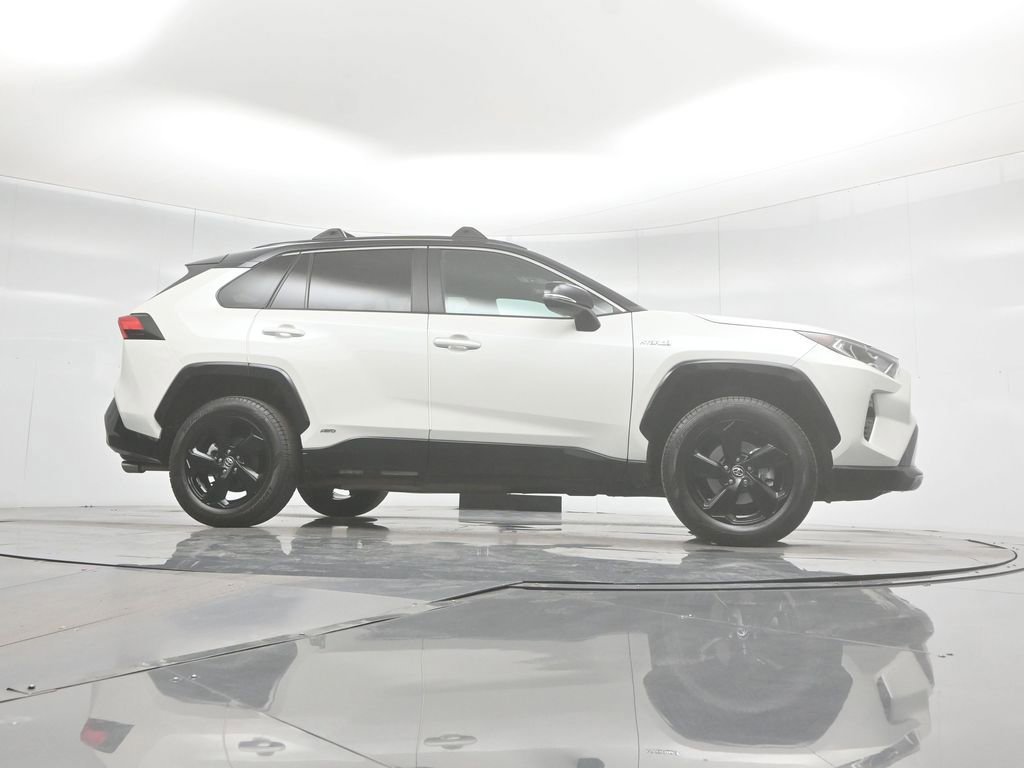 Used 2020 Toyota RAV4 XSE image 11