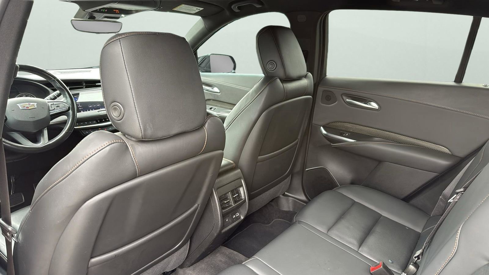 Used 2022 Cadillac XT4 Sport w/ Comfort Package image 29