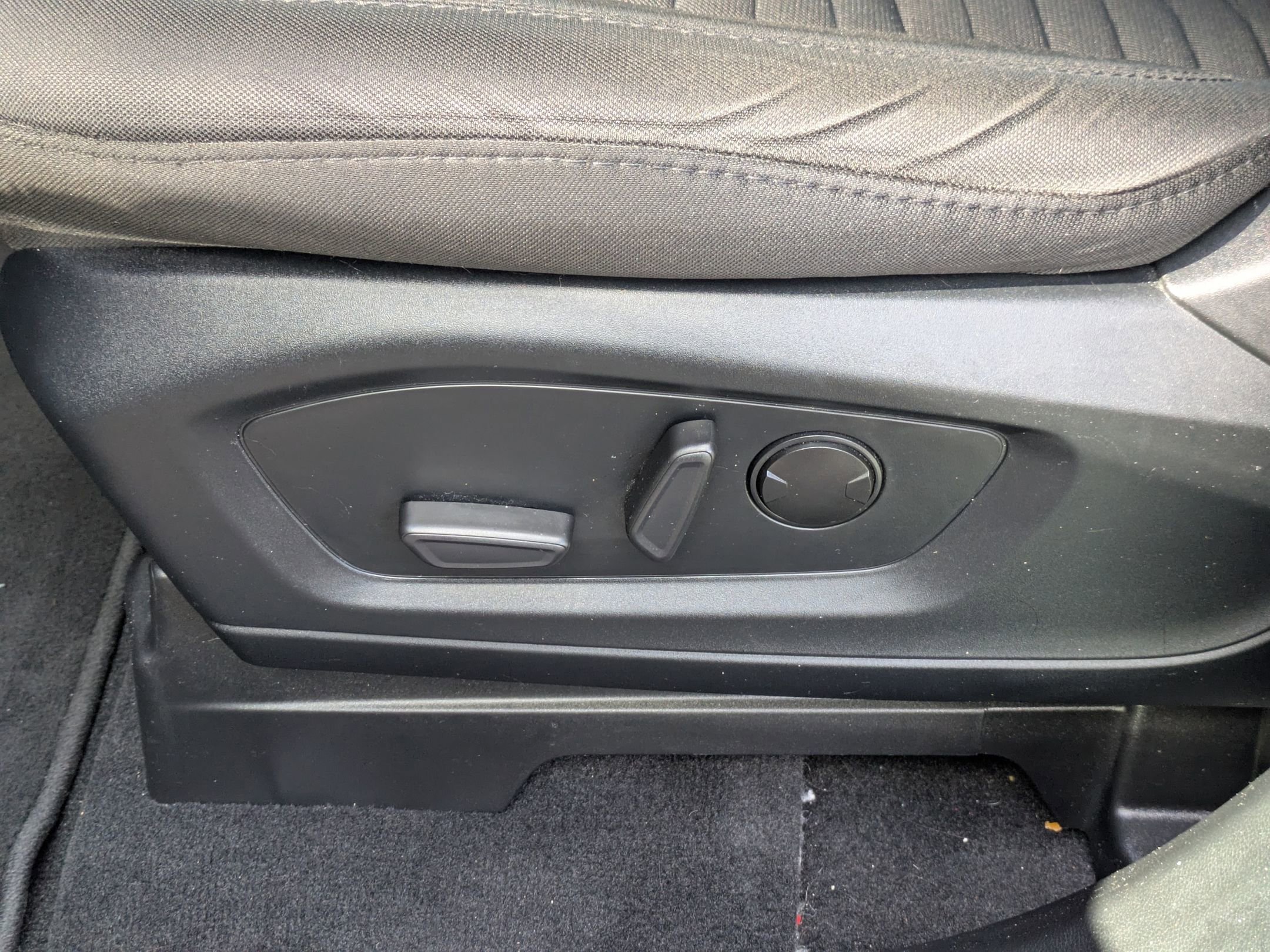 Certified 2021 Ford Explorer XLT image 13