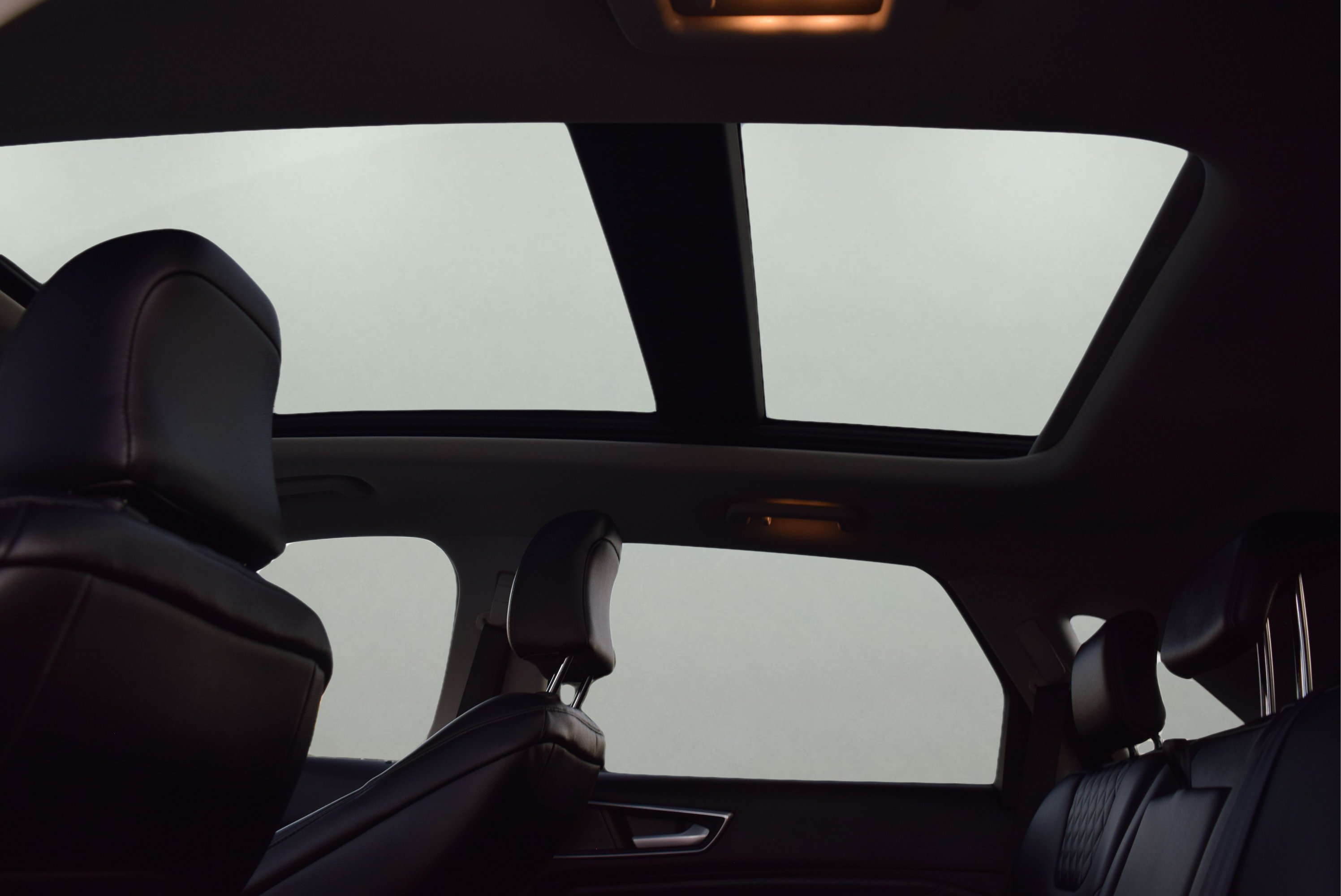 Certified 2023 Ford Edge Titanium AWD/4WD image 9