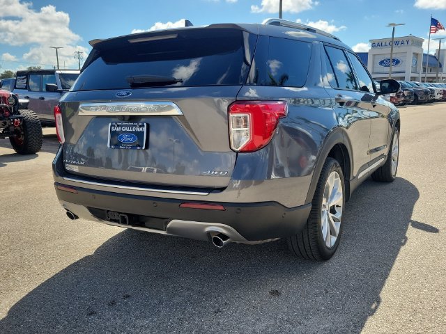 Certified 2022 Ford Explorer Platinum w/ Class IV Trailer Tow Package AWD/4WD image 6