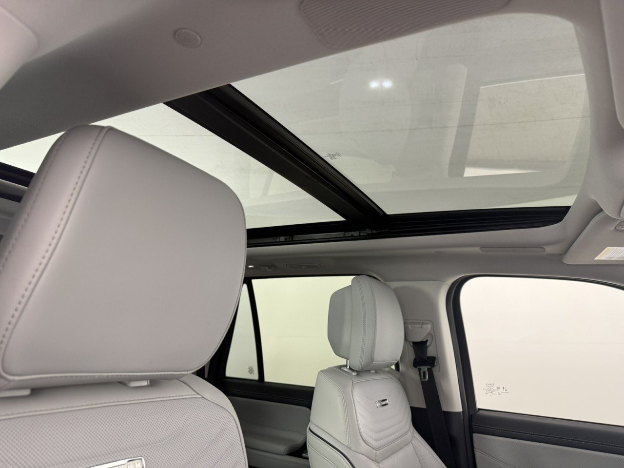 Certified 2026 Ford Expedition Max Platinum w/ Platinum Ultimate Package AWD/4WD image 13
