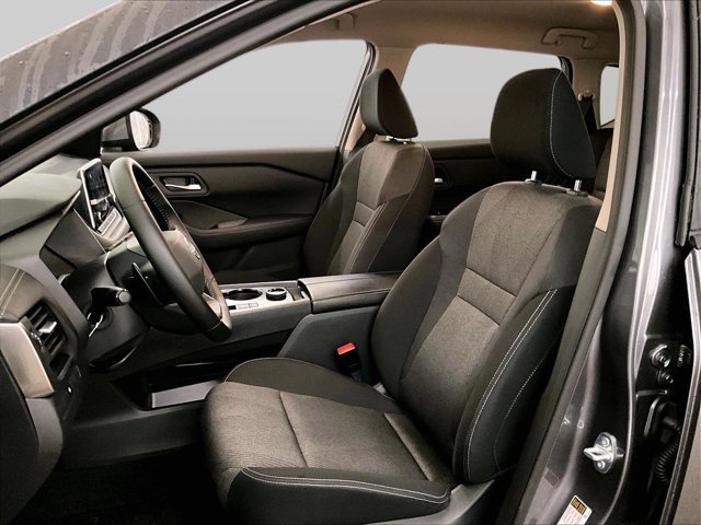 Used 2025 Nissan Rogue SV AWD/4WD image 24