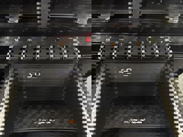 Used 2023 GMC Canyon AT4 w/ AT4 Premium Package image 16