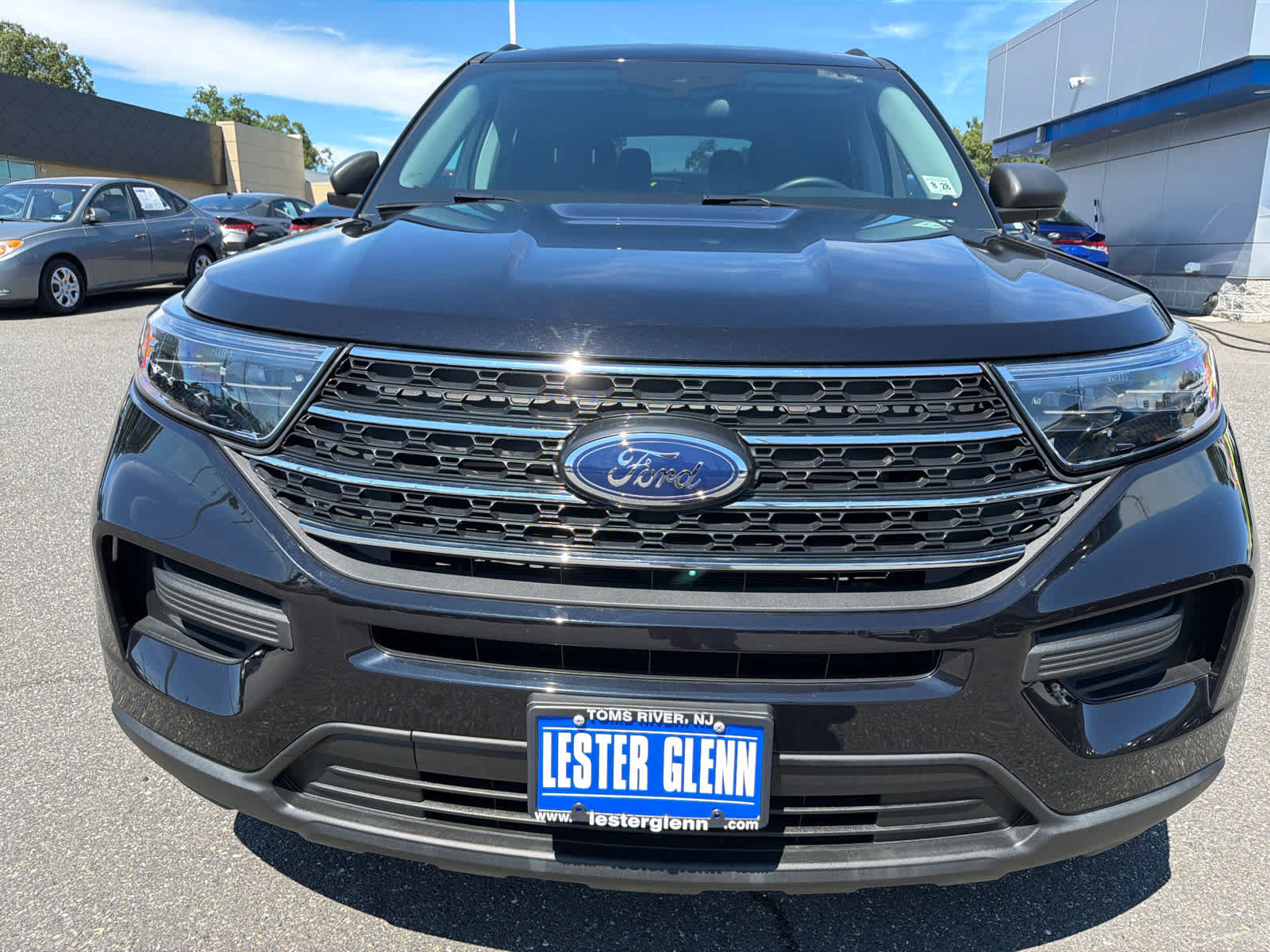 Certified 2023 Ford Explorer XLT AWD/4WD image 4