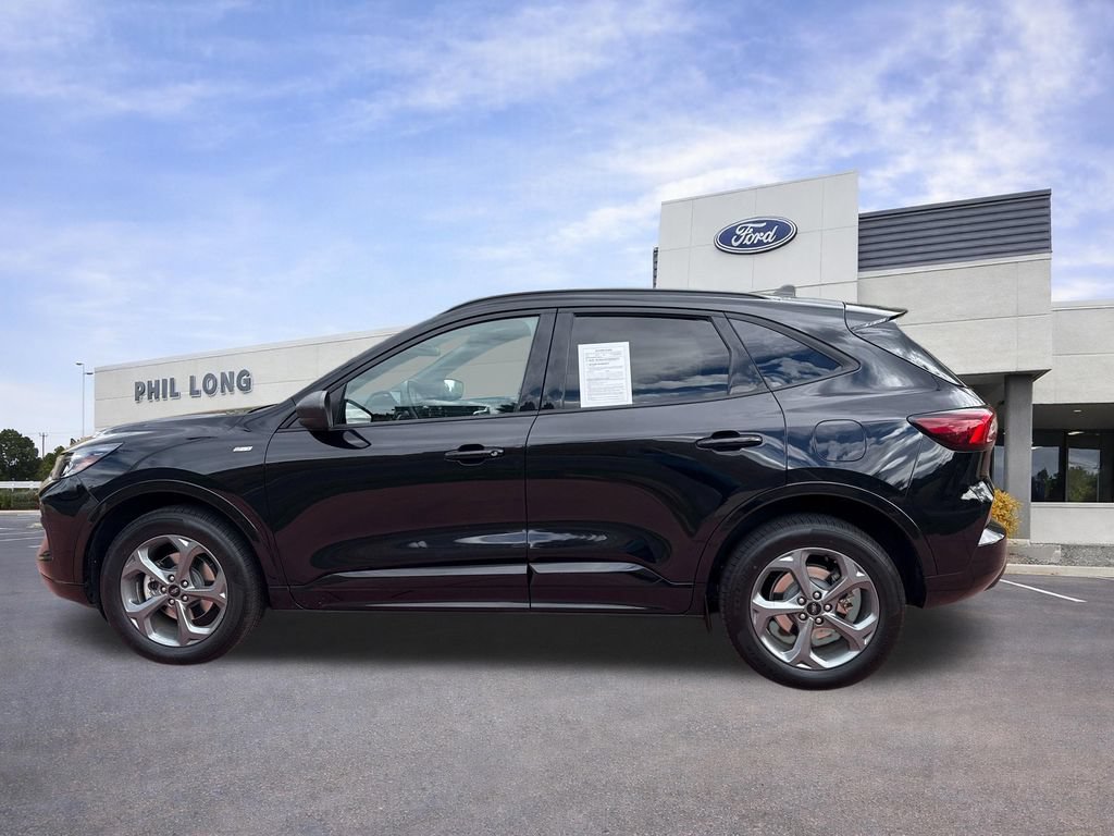 Certified 2024 Ford Escape ST-Line AWD/4WD image 5