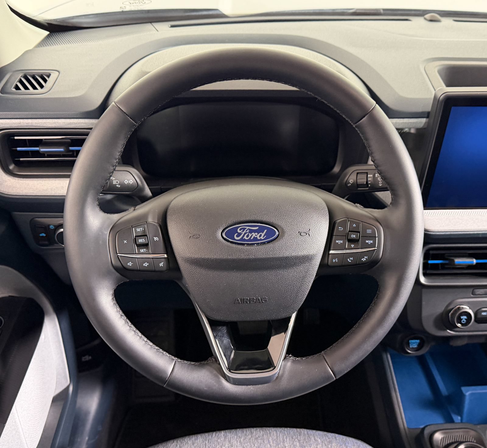 Certified 2026 Ford Maverick XLT w/ XLT Luxury Package AWD/4WD image 9