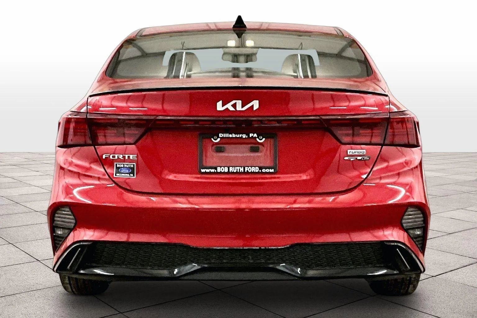 Used 2024 Kia Forte GT-Line image 4