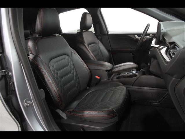 Certified 2023 Ford Escape ST-Line Elite w/ Premium Technology Package AWD/4WD image 15