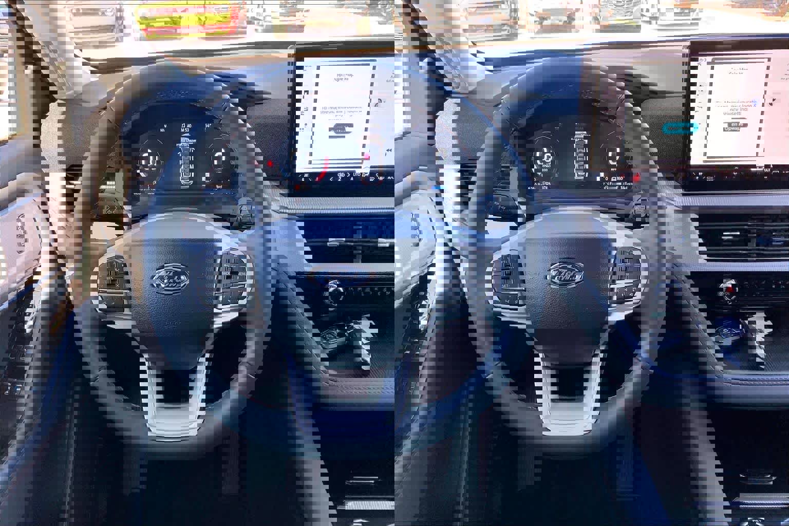 Certified 2025 Ford Explorer Active image 6