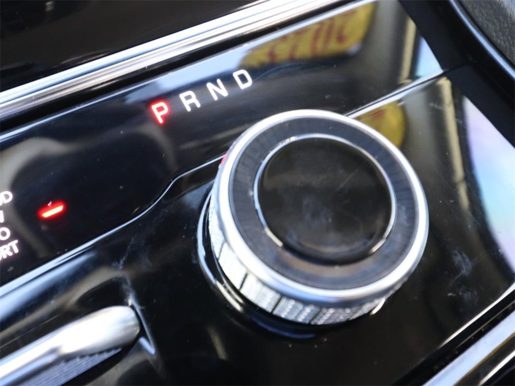 Used 2023 Jeep Grand Cherokee Limited w/ Black Appearance Package image 20