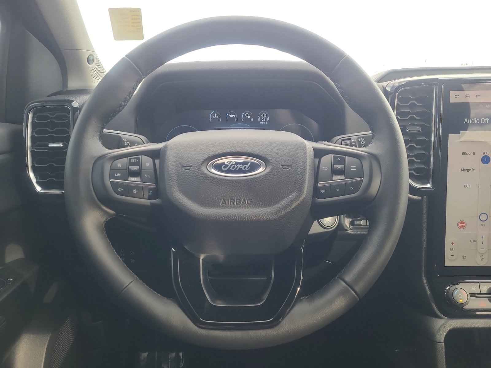 Certified 2025 Ford Ranger Lariat w/ FX4 Off-Road Package image 9