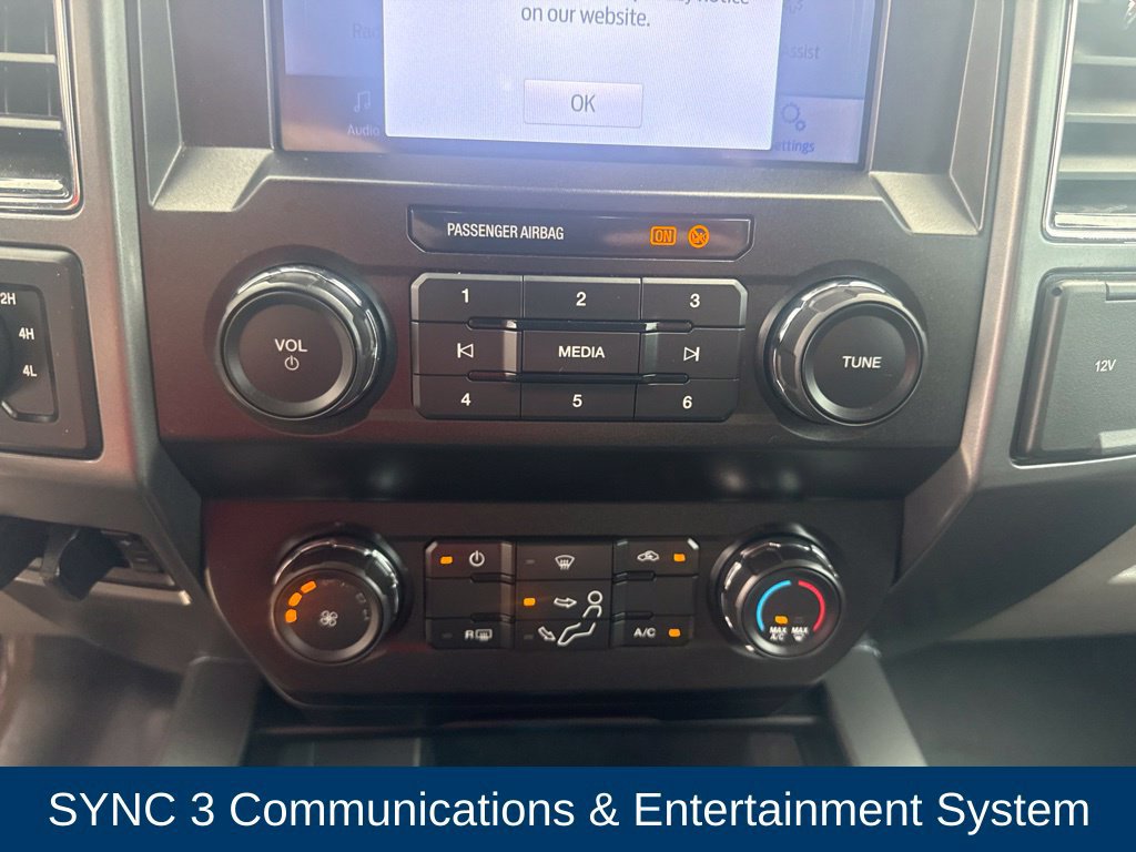 Certified 2022 Ford F250 XLT w/ Black Appearance Package AWD/4WD image 21
