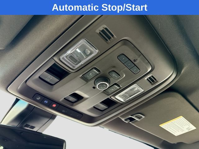 Used 2022 GMC Yukon XL SLT w/ SLT Premium Package image 46